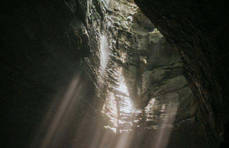 Guna cave depth